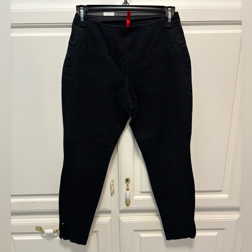 Spanx Black Ankle Zip Pull On Pants Women’s Size Medium